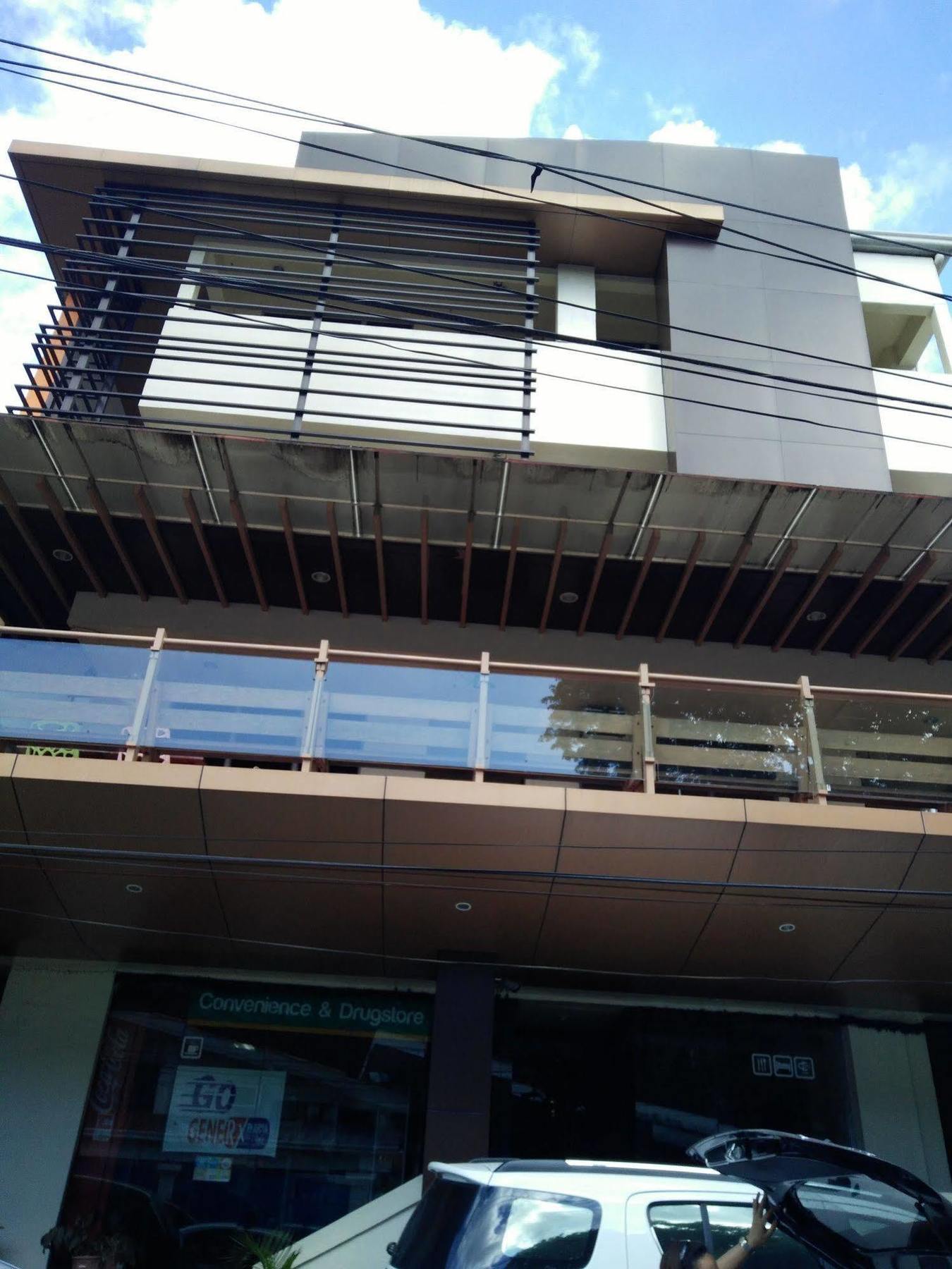 Goland Pension House Cebu Bagian luar foto