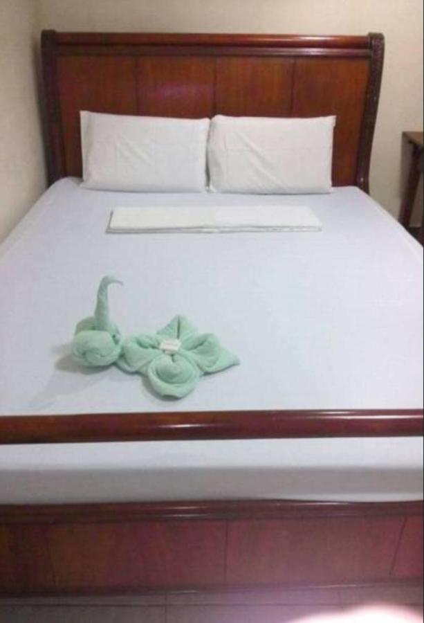 Goland Pension House Cebu Bagian luar foto